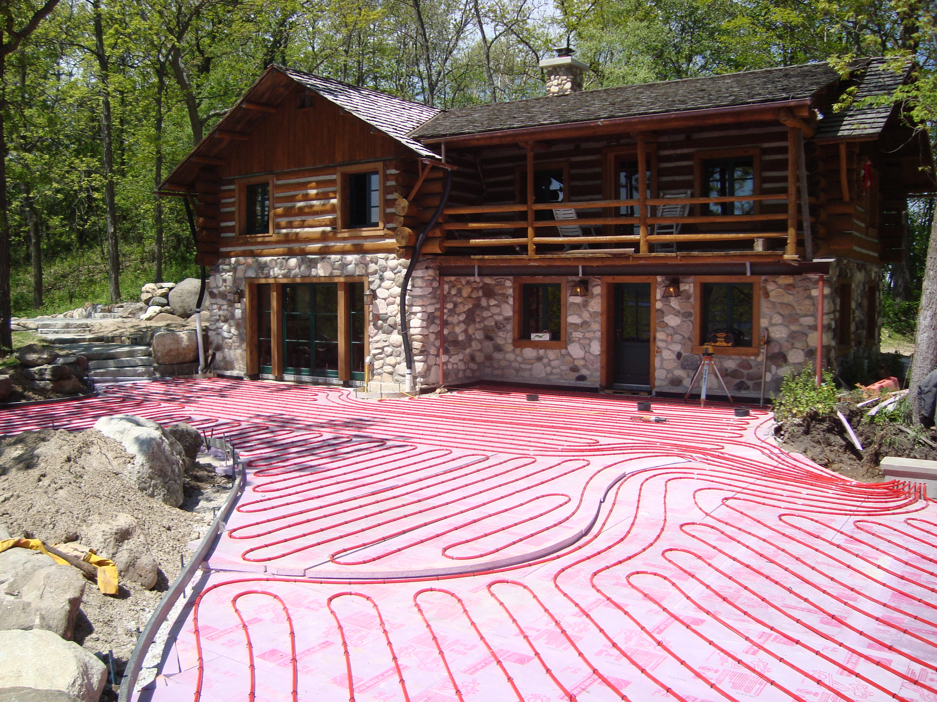 The radiant snowmelt field on one side of the Holoubeck house