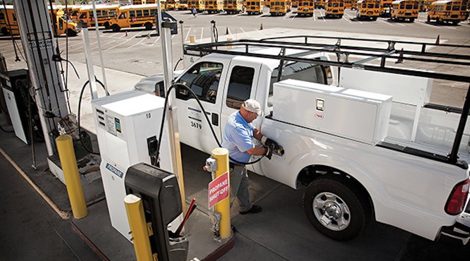 Contractormag 2702 Ford F 250 Refueling