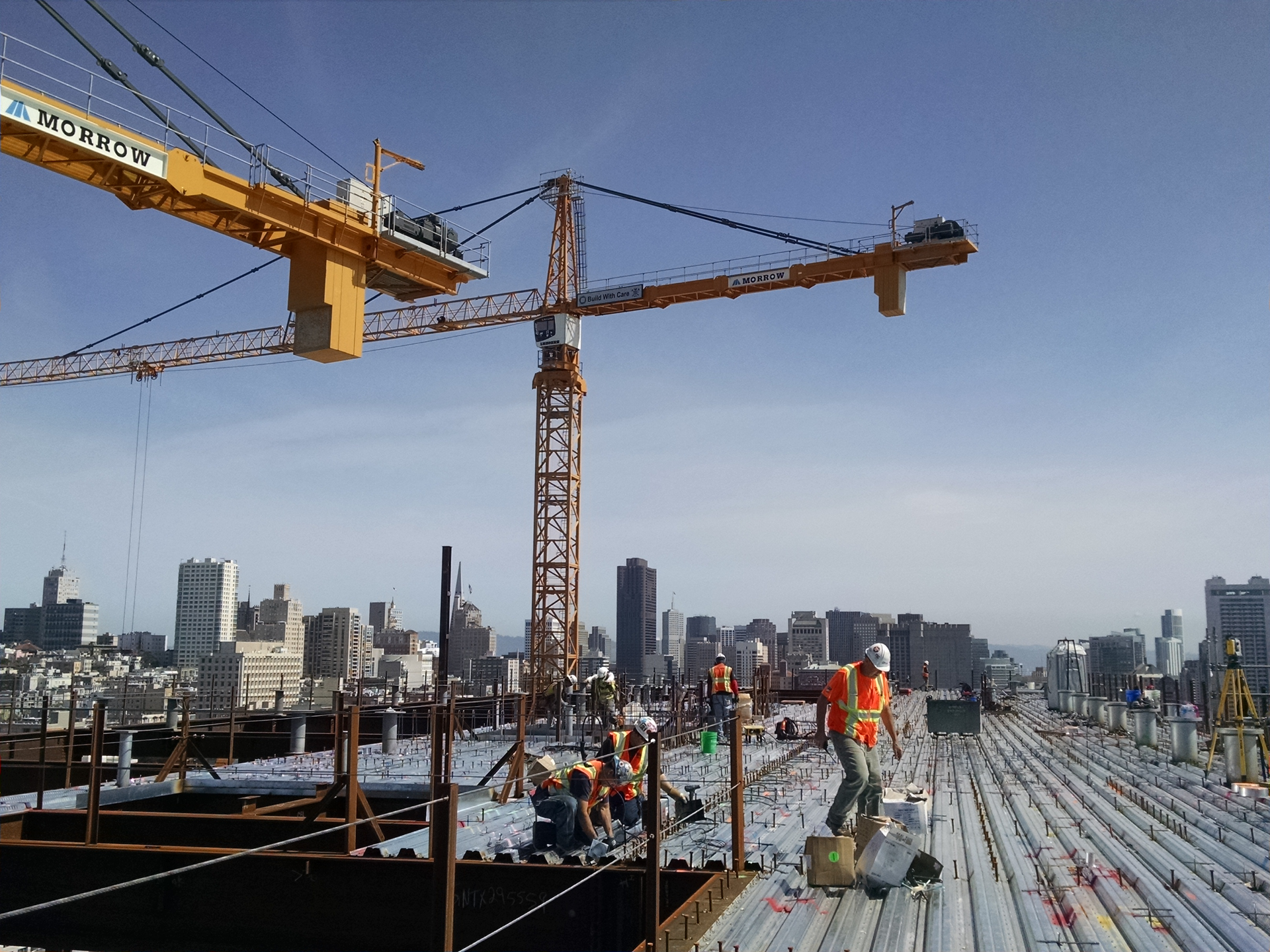 Peterson Mechanical crews installing fuel oil system for Sutter Health Cathedral Hill Hospital