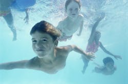 swimming pool swimming pool