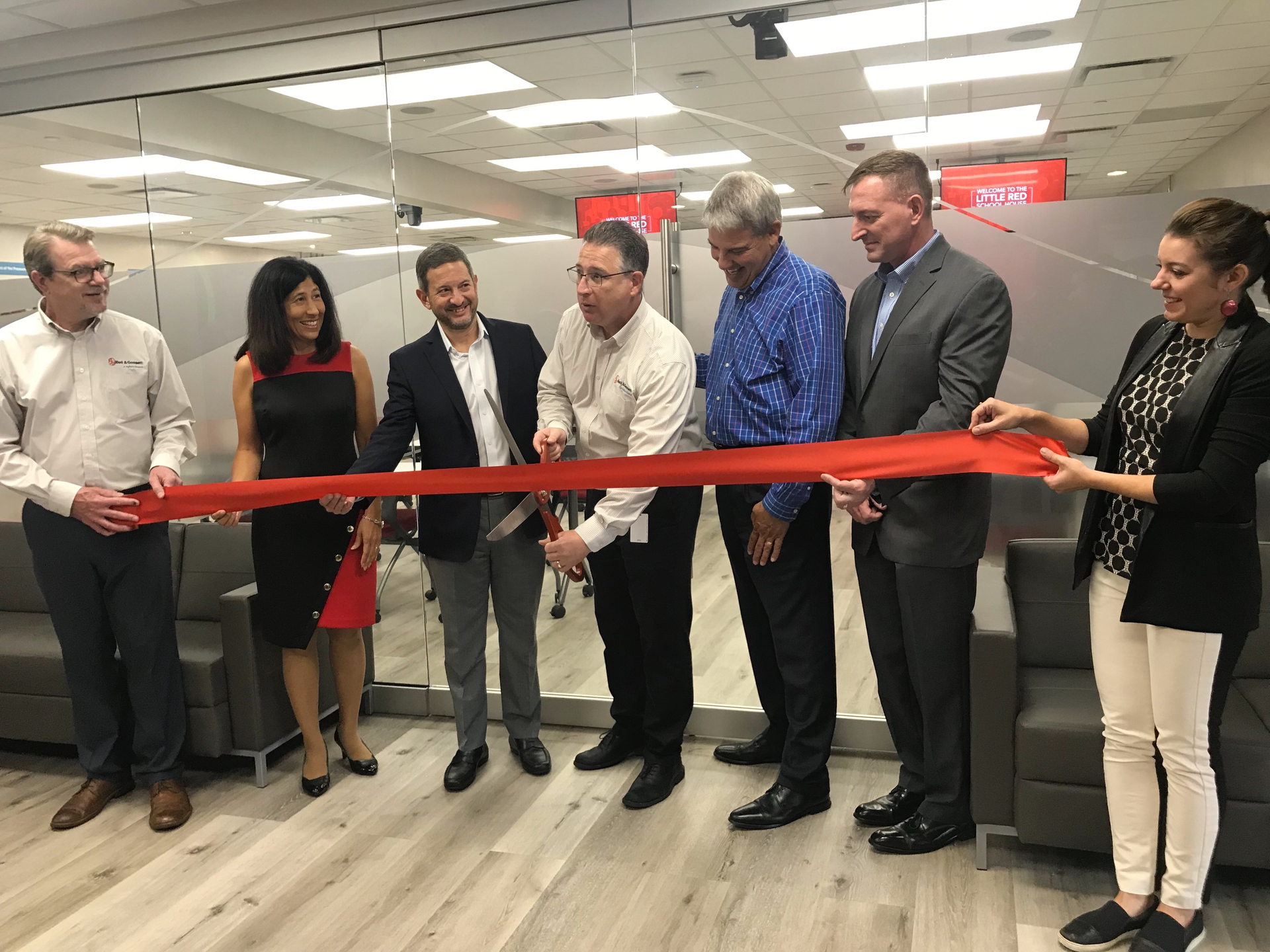 B&G LRSH 2019_Ribbon Cutting_03.jpg