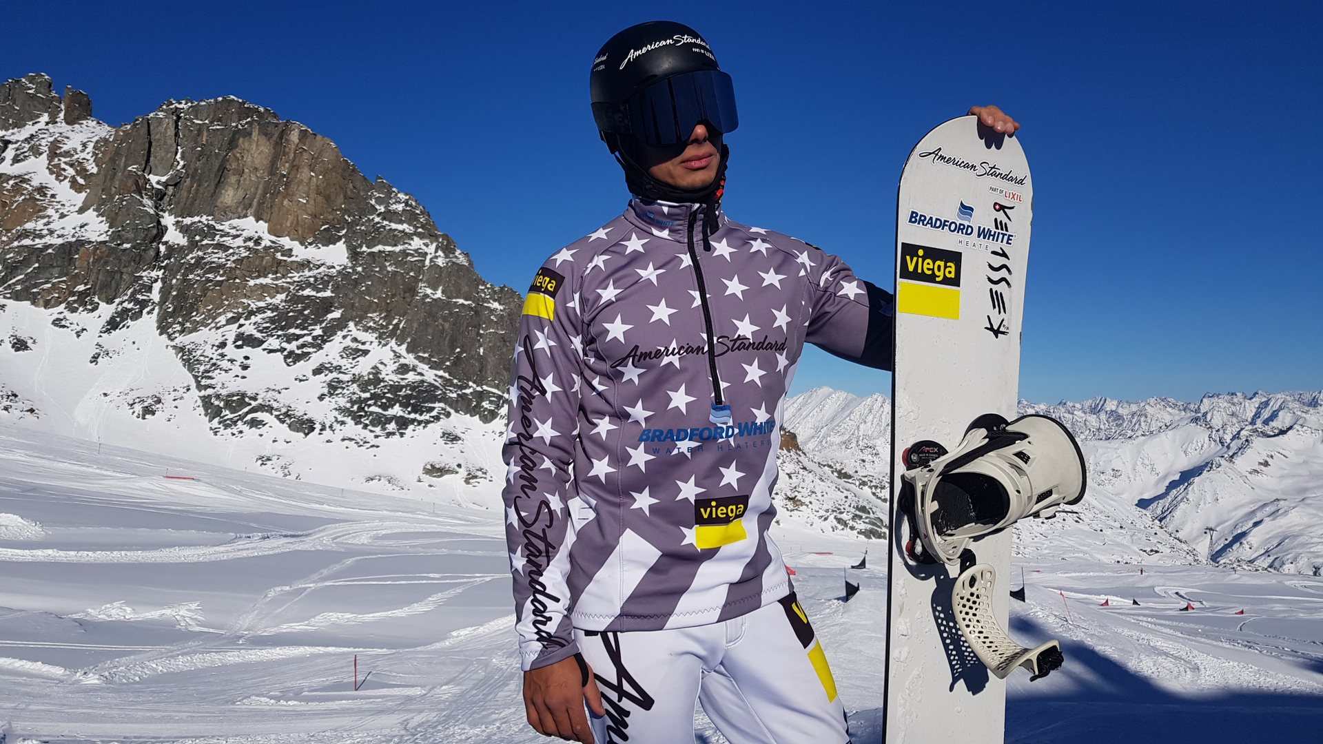 Jonathan Cheever2 5dfbe93191b34