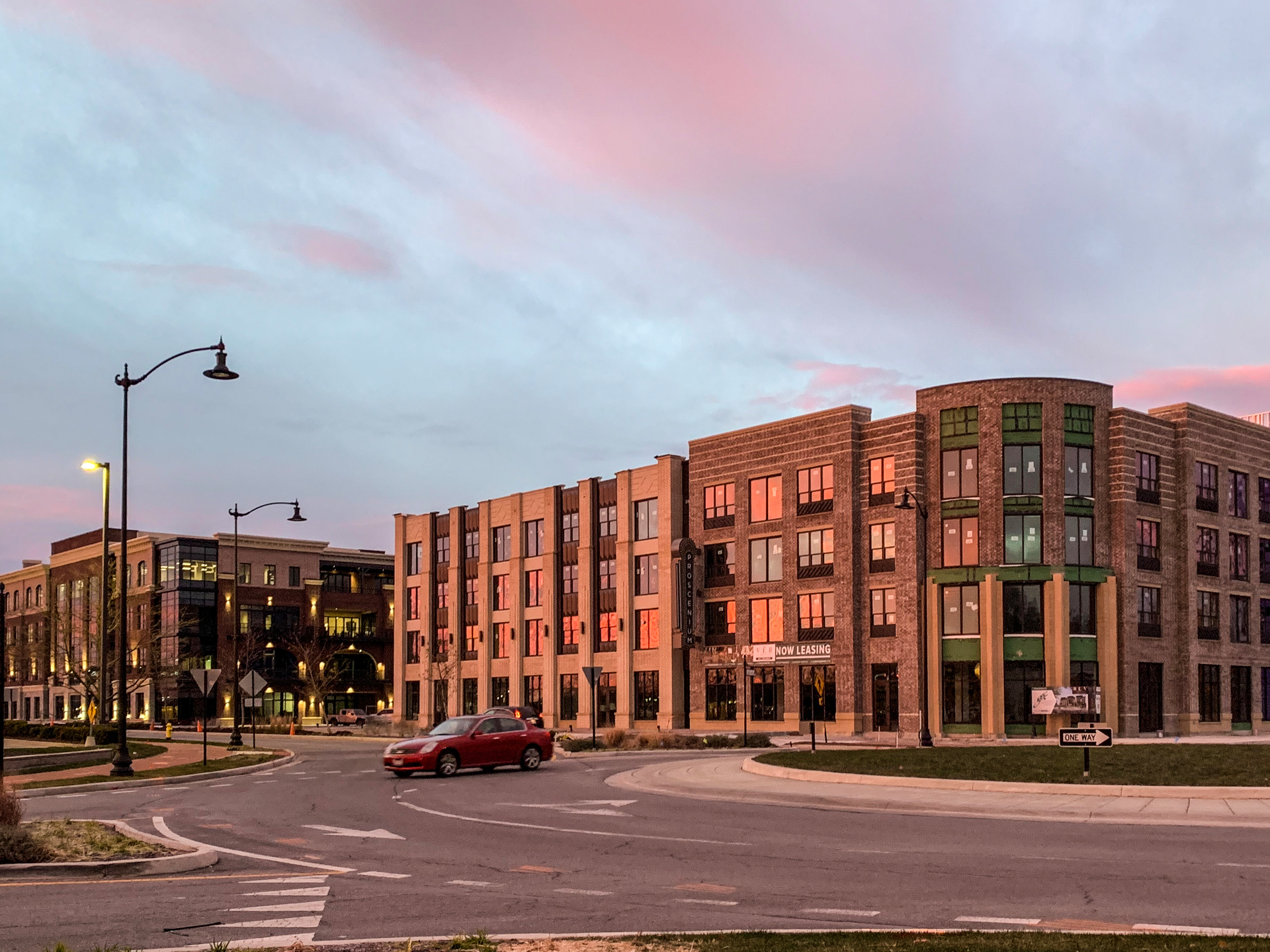 Proscenium 60f70866034d3