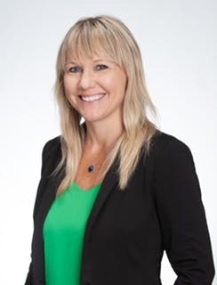 Danielle Putnam. Danielle Putnam.