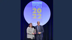 Sloan’s Denise Dougherty, Global Regulatory Manager and Daniel Gleiberman, Product Compliance and Government Affairs Manager receiving the EPA WaterSense Excellence Award.