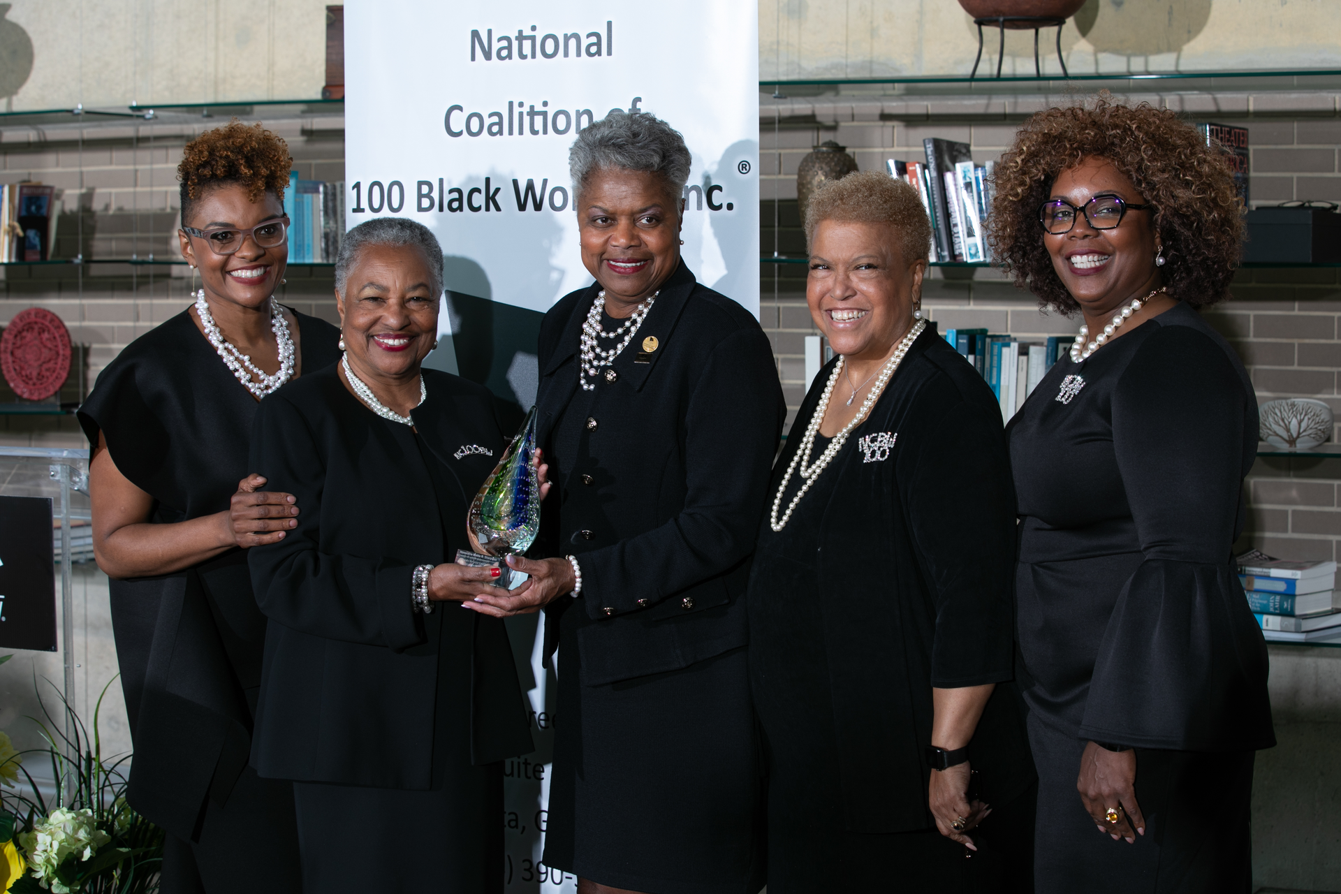 National Coalition of 100 Black Women receives the Legislative Day Award.