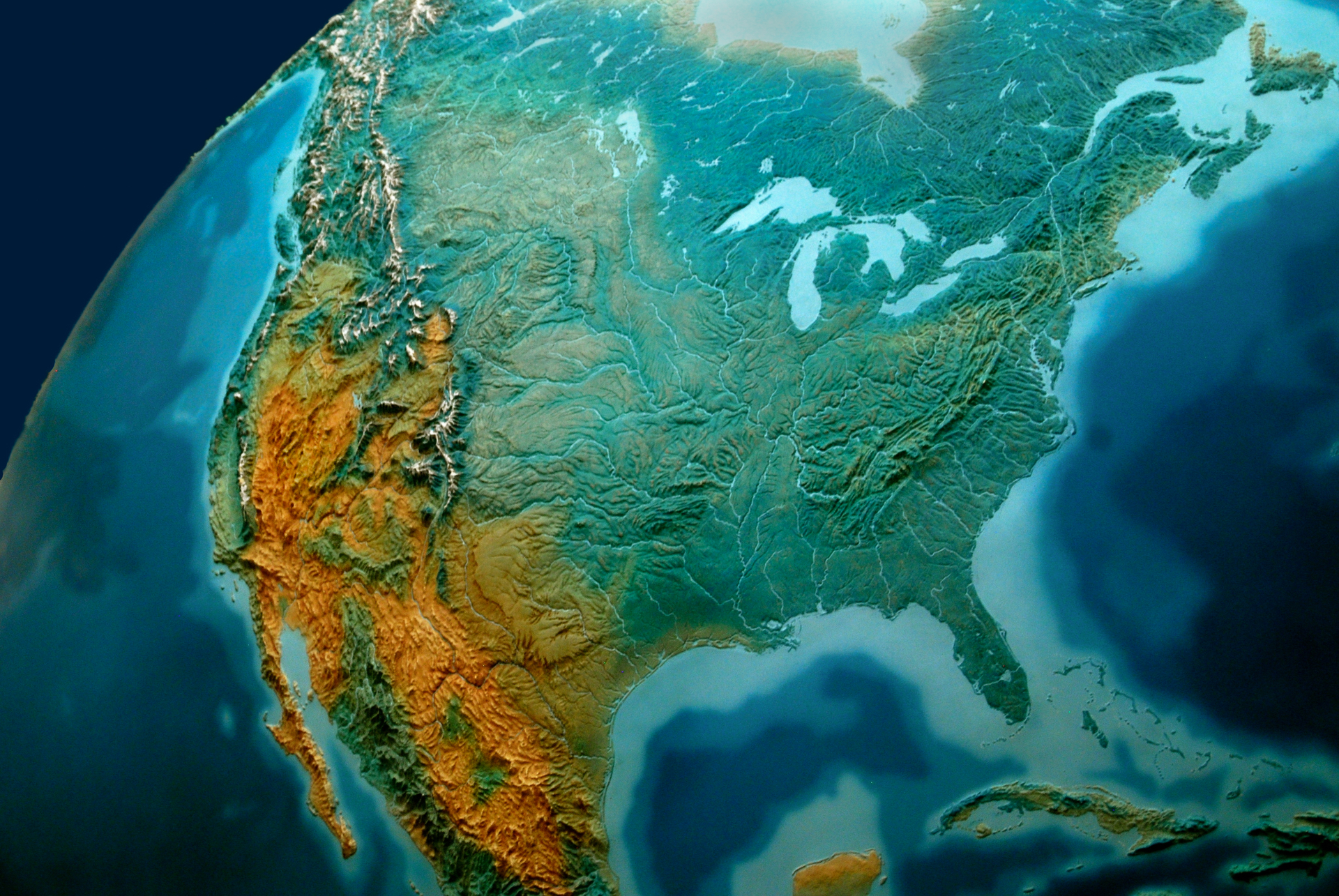 Dreamstime M 161375916