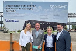 Duravit board members Stephan Patrick Tahy (center left) and Thomas Stammel (right), together with Canadian ministers Pascale St-Onge (left) and François-Philippe Champagne (center right), laid the foundation stone on July, 13. Duravit board members Stephan Patrick Tahy (center left) and Thomas Stammel (right), together with Canadian ministers Pascale St-Onge (left) and François-Philippe Champagne (center right), laid the foundation stone on July, 13.