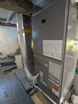A Fujitsu air handler was installed to retrofit the heat pump to the home’s existing ductwork. A Fujitsu air handler was installed to retrofit the heat pump to the home’s existing ductwork.