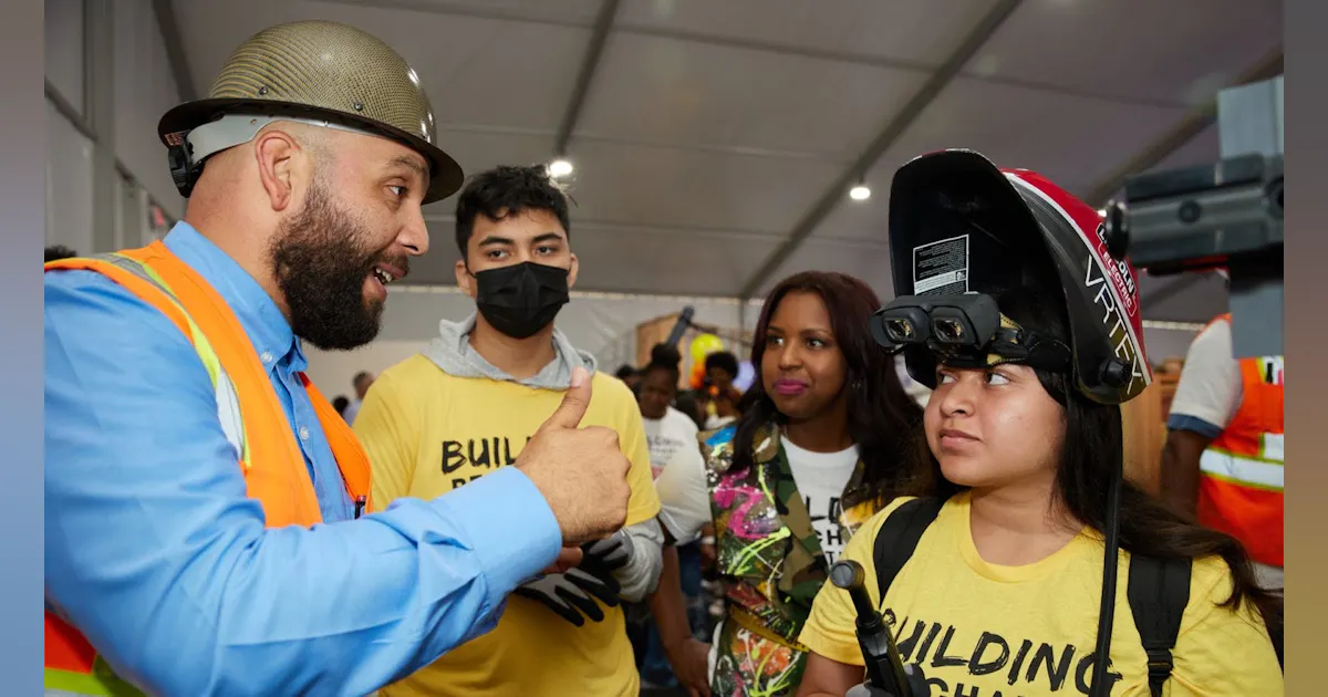 ConstructReach Hosts 'I Built This!' Work-based Learning Initiative ...