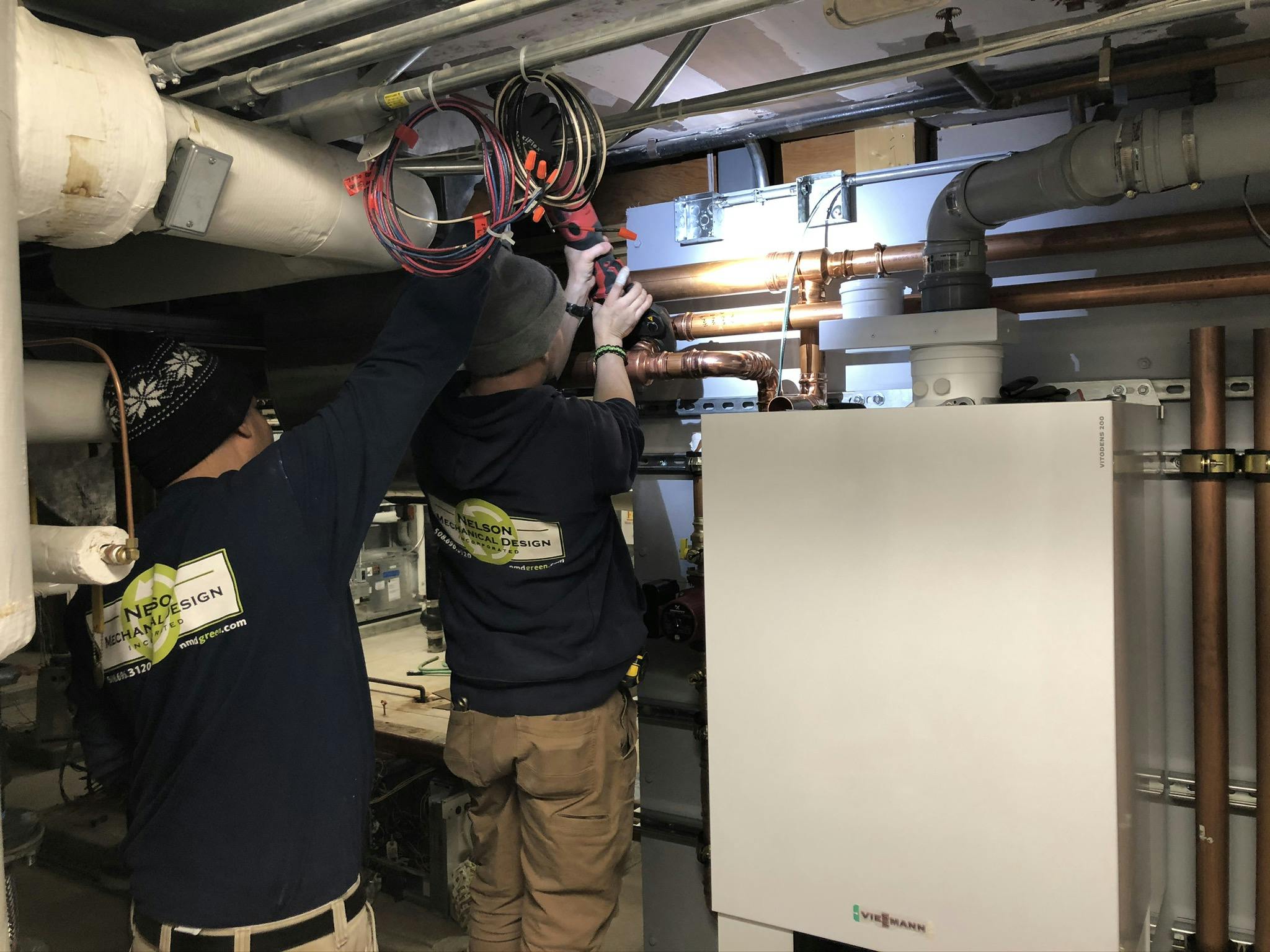 Pressing large fittings in the correct order to avoid getting pressed into a corner.