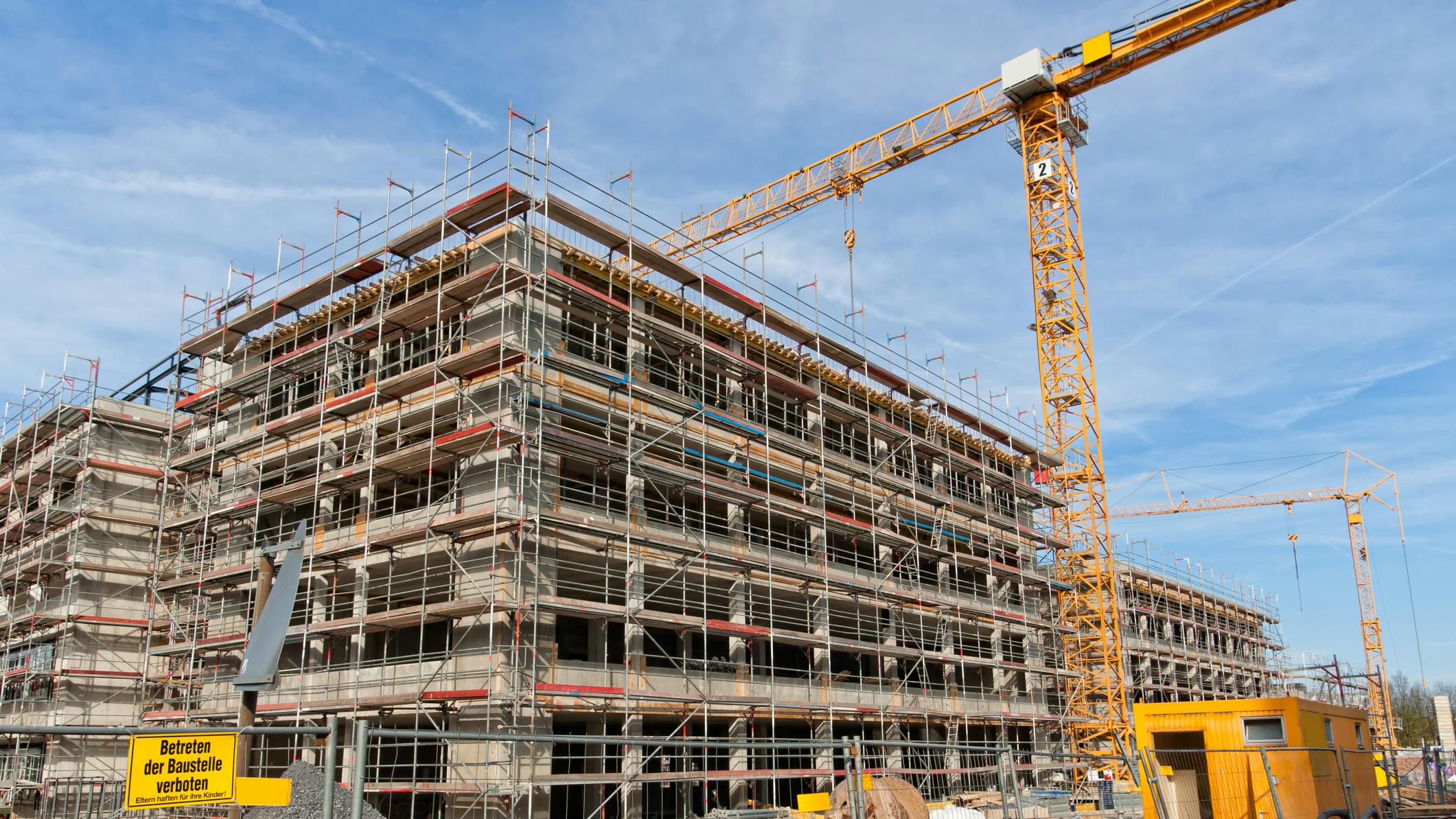 666b59b9e08a6e5e16788a9c Dreamstime M 21079214