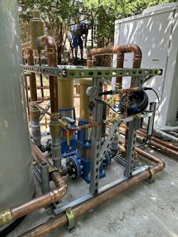 Each pump has its own pressure sensor. Each pump has its own pressure sensor.