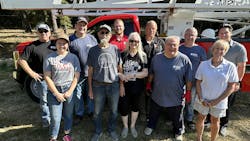 The Richards family and HometownH20 volunteers (left to right, back row to front) Brad Palmer, Doug Bergeron, Tallon Mount, Todd Mount, Scott Zody, Hayden Parker, Portia Boggs, Brett Richards, Paula Richards, Ken Capuano and Margaret Martens. The Richards family and HometownH20 volunteers (left to right, back row to front) Brad Palmer, Doug Bergeron, Tallon Mount, Todd Mount, Scott Zody, Hayden Parker, Portia Boggs, Brett Richards, Paula Richards, Ken Capuano and Margaret Martens.