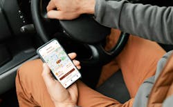 roadflex_driver_app__man_using_it roadflex_driver_app__man_using_it
