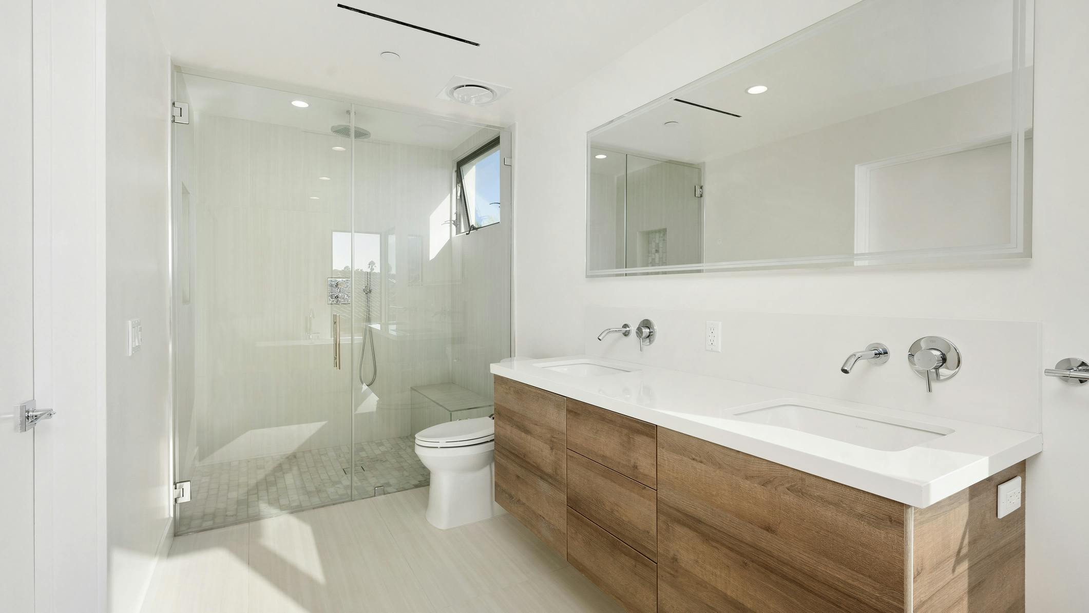 673fa97d23c3c4e69f2baf7b Dreamstime M 322873585