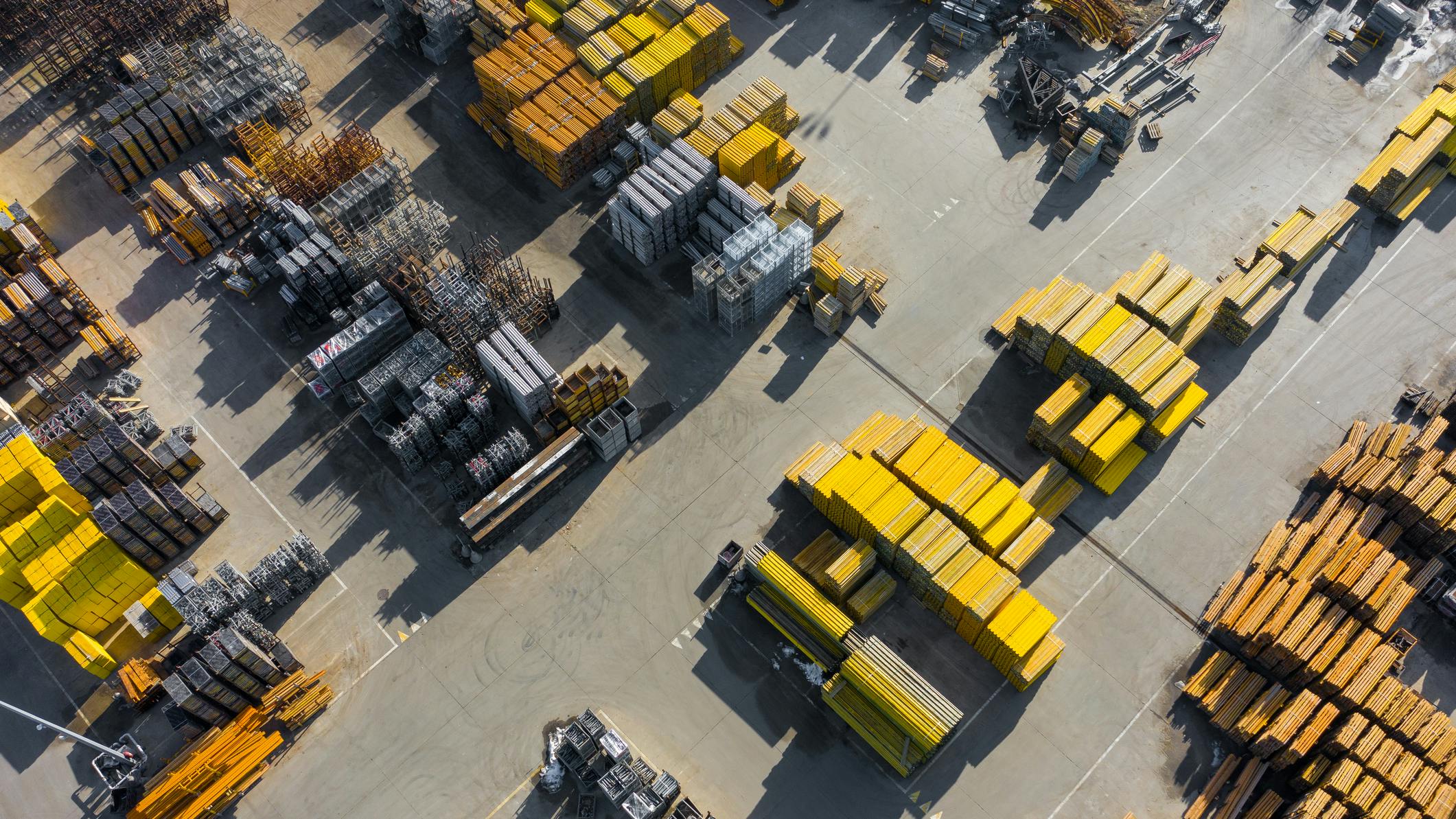 6786a3fabd70b16ee982cc65 Dreamstime M 139636783