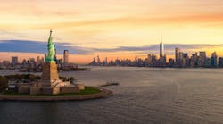 New York City leads US tourist destinations in public restroom availability, with 152 public restrooms and a ratio of 1.3 restrooms per 100,000 visitors. New York City leads US tourist destinations in public restroom availability, with 152 public restrooms and a ratio of 1.3 restrooms per 100,000 visitors.