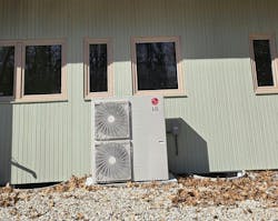 The air-to-water LG heat pump, inverter monobloc unit. The air-to-water LG heat pump, inverter monobloc unit.