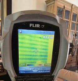 60°F out going and 68°F return water temperature. Super comfortable and no air movement. 60°F out going and 68°F return water temperature. Super comfortable and no air movement.