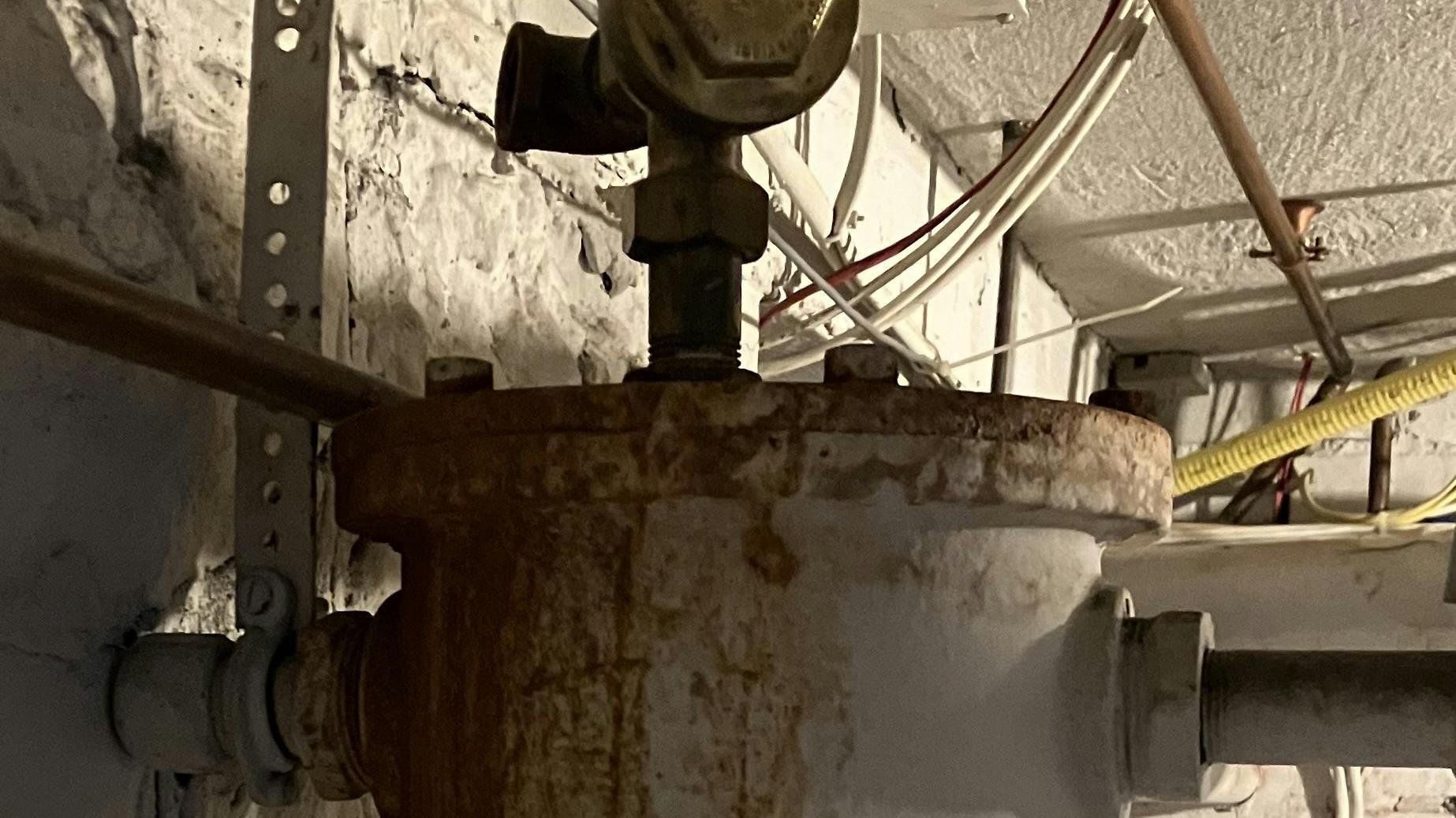 An early version of the Trane float air vent for low-pressure steam systems.