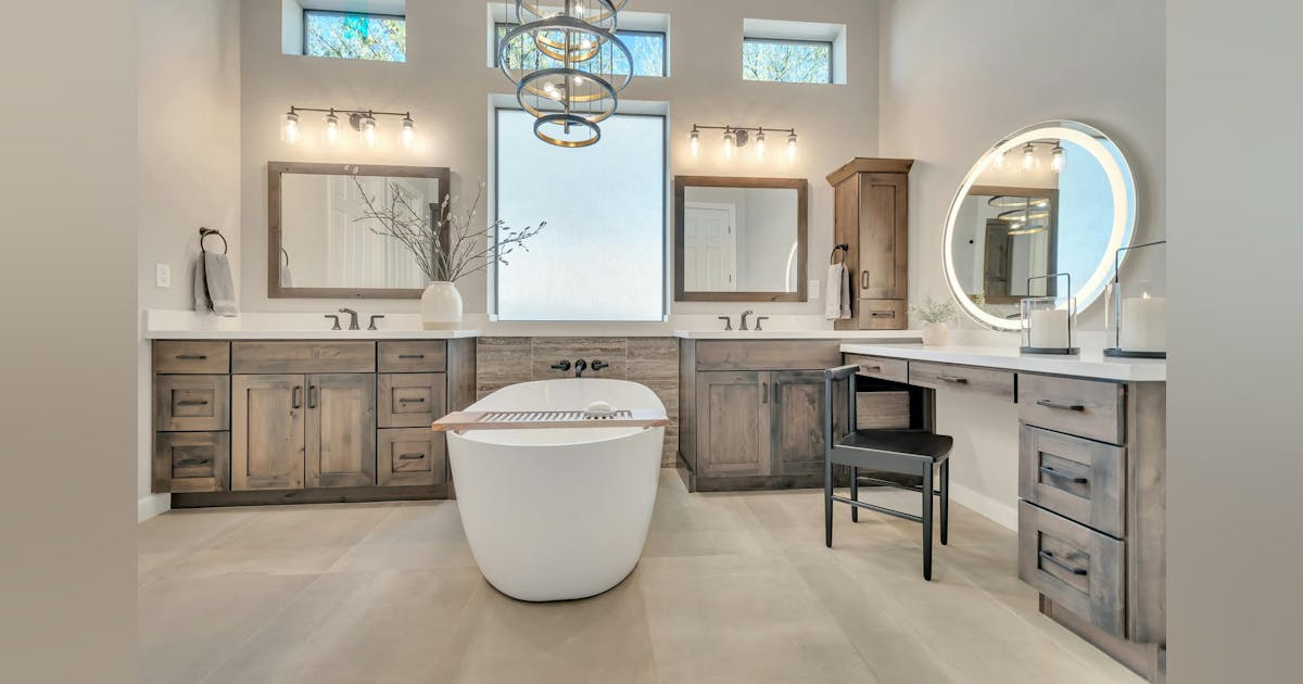 Smart Fixtures, Bigger Showers, and Personalized Layouts Lead 2026 Bath Trends