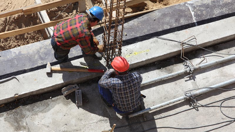 69417cb20f18998bb2824f6e Dreamstime S 9639823