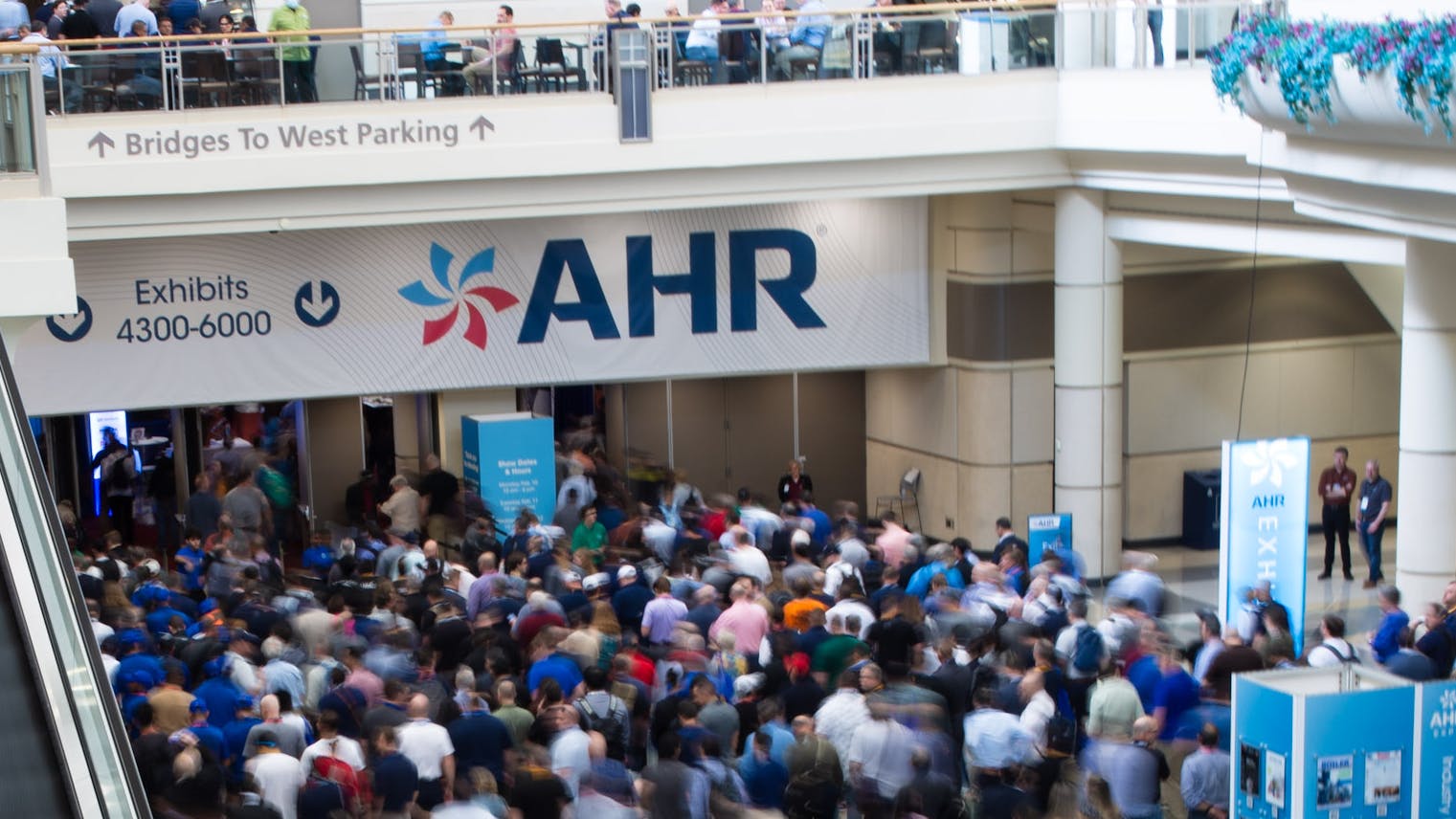 Crowds entering the Expo hall during the 2025 AHR Expo in Orlando.