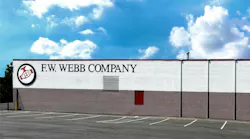 The new 143,000-square-foot store and warehouse in Central Islip, New York.